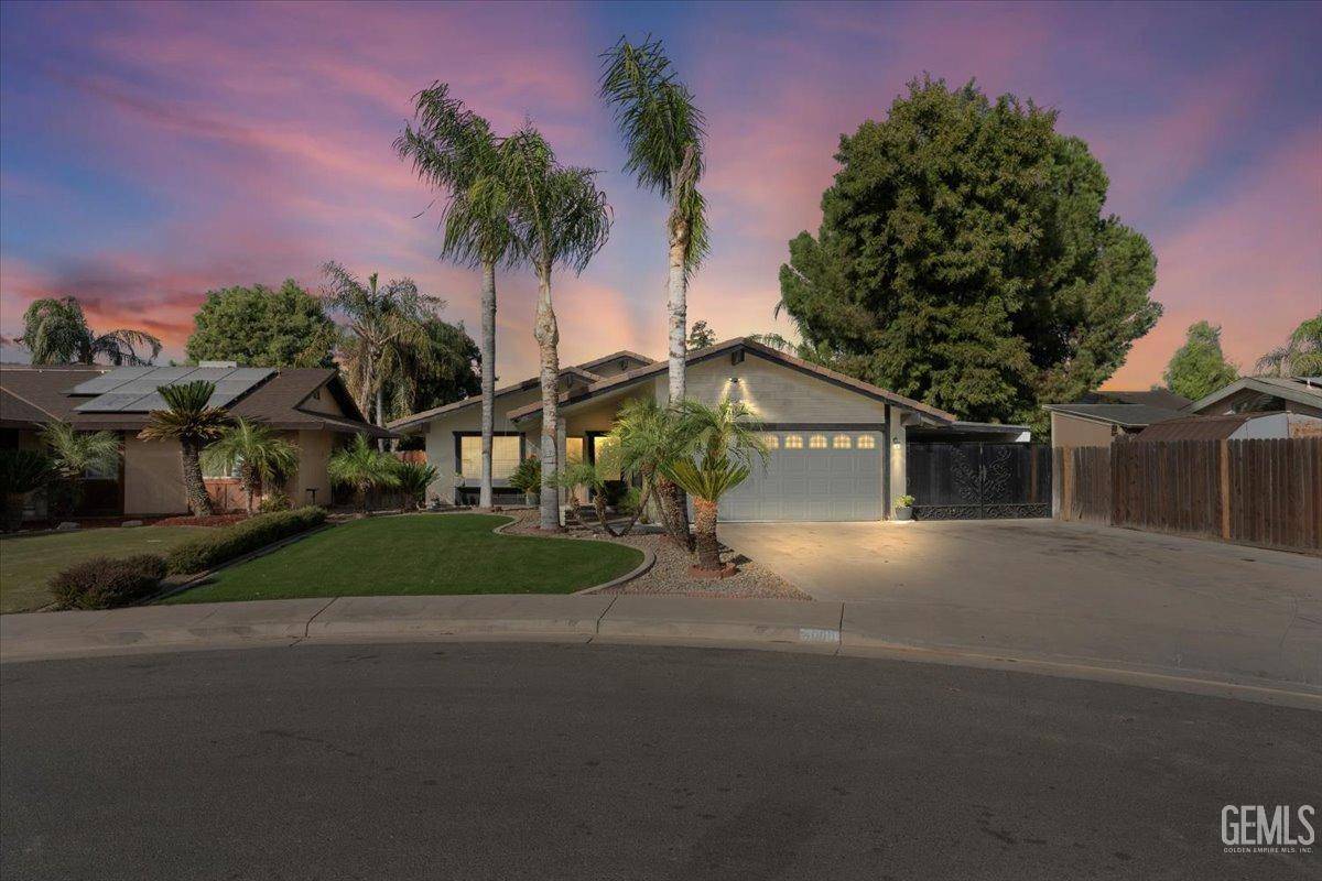 Bakersfield, CA 93313,4000 Thatch Avenue