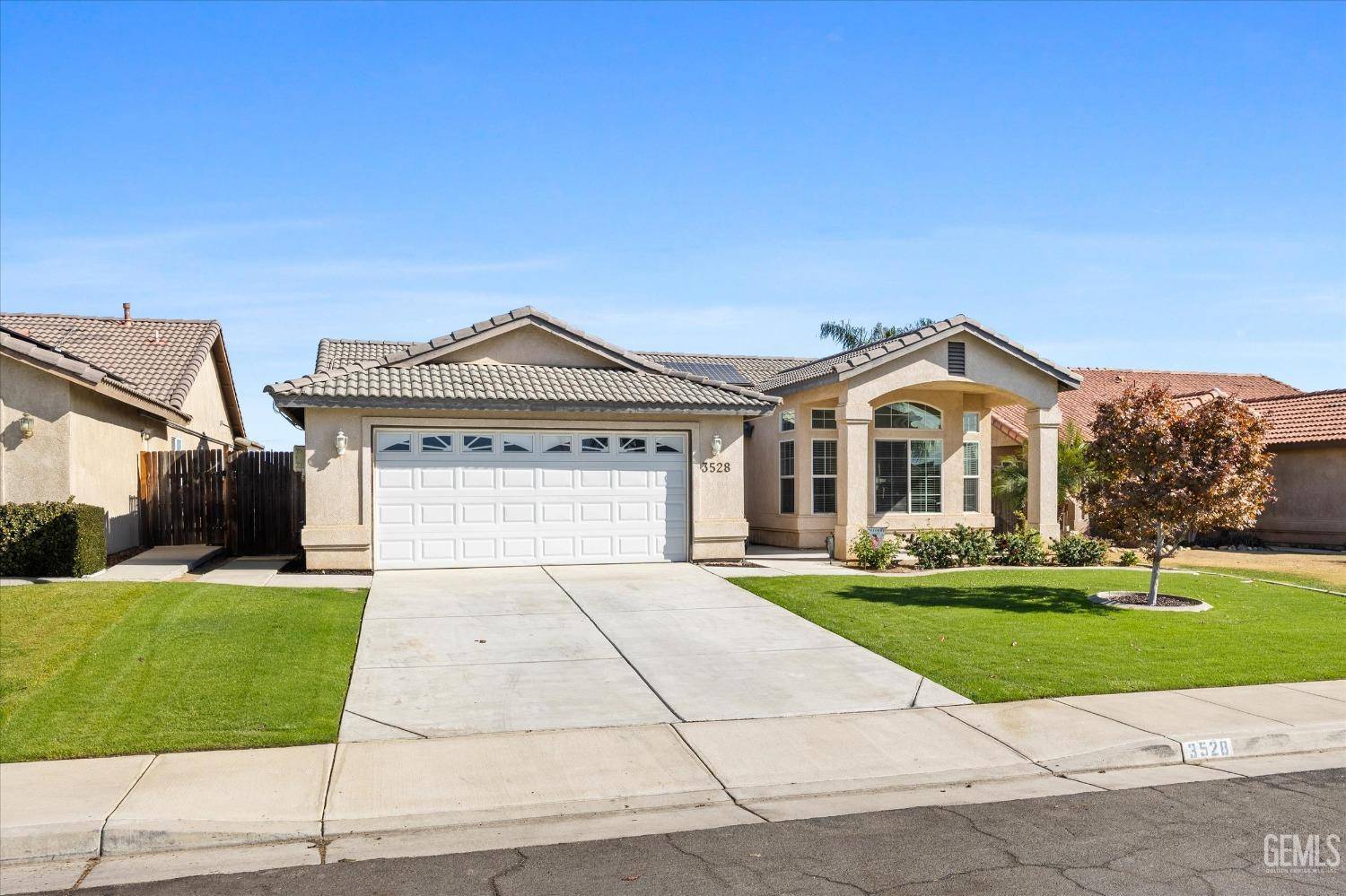 Bakersfield, CA 93308,3528 Crescent Meadow Drive