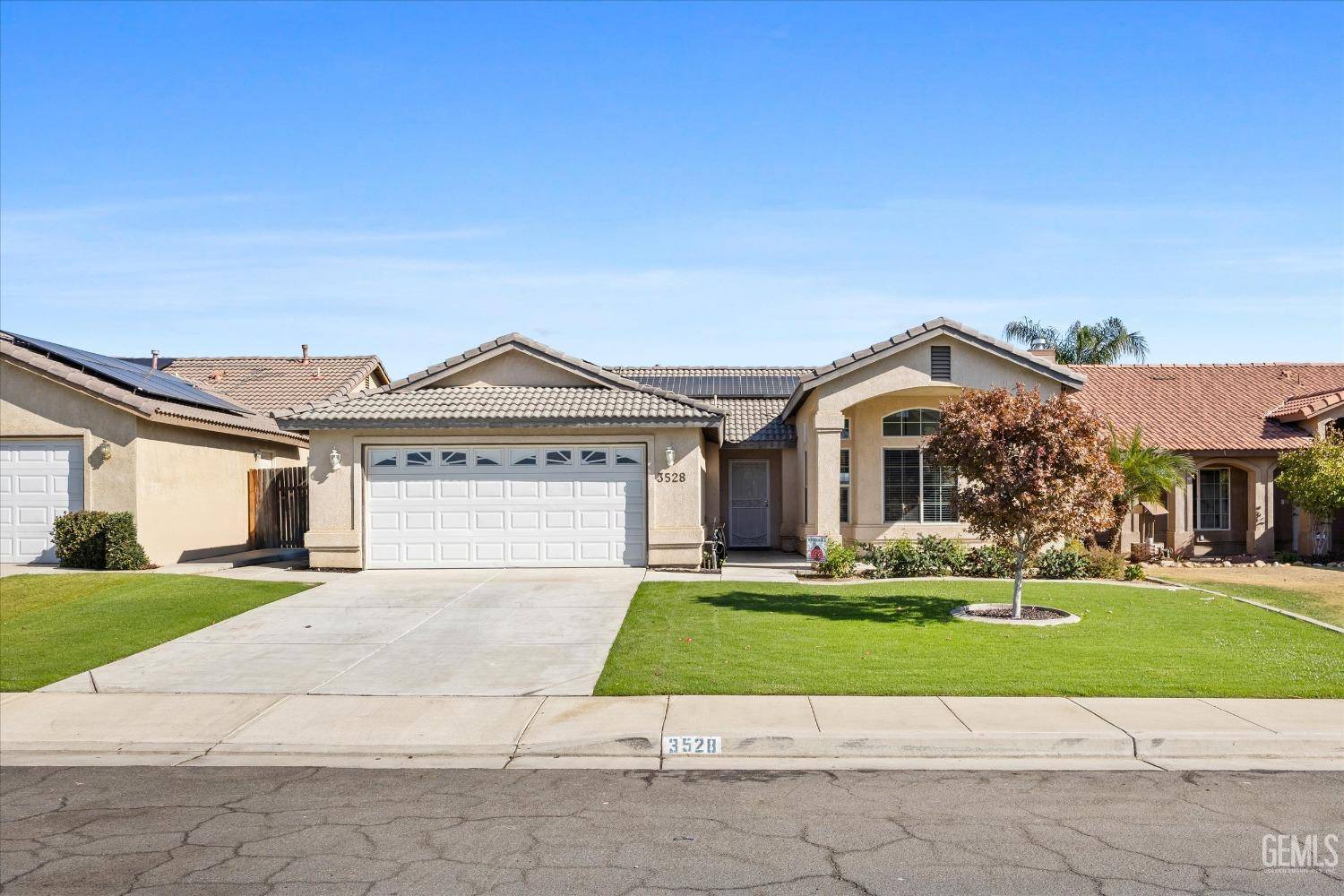 Bakersfield, CA 93308,3528 Crescent Meadow Drive