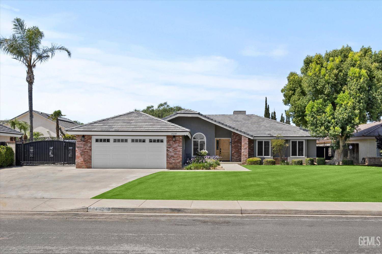 Bakersfield, CA 93314,13240 Blodget Avenue