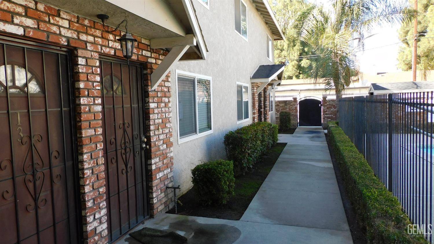 Bakersfield, CA 93309,609 Taylor Street #14