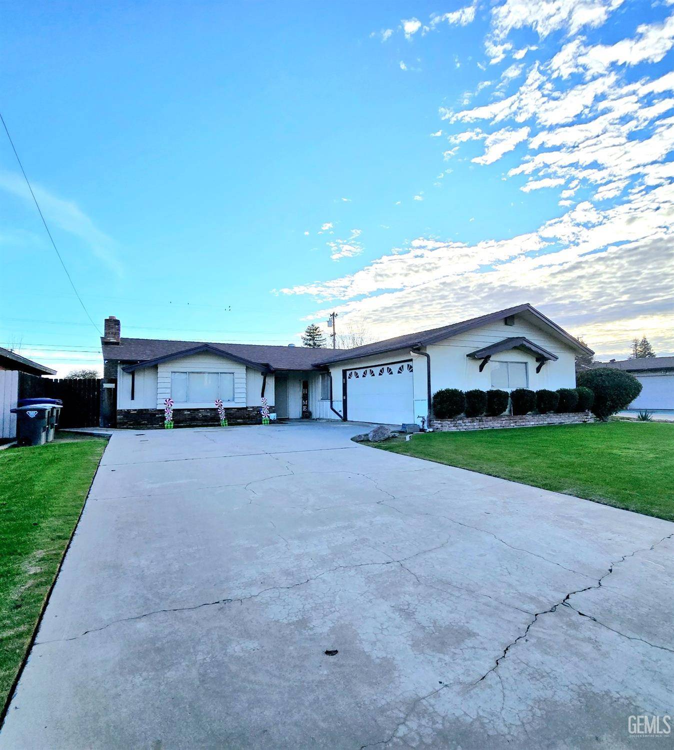 Bakersfield, CA 93304,2801 Cambria Avenue