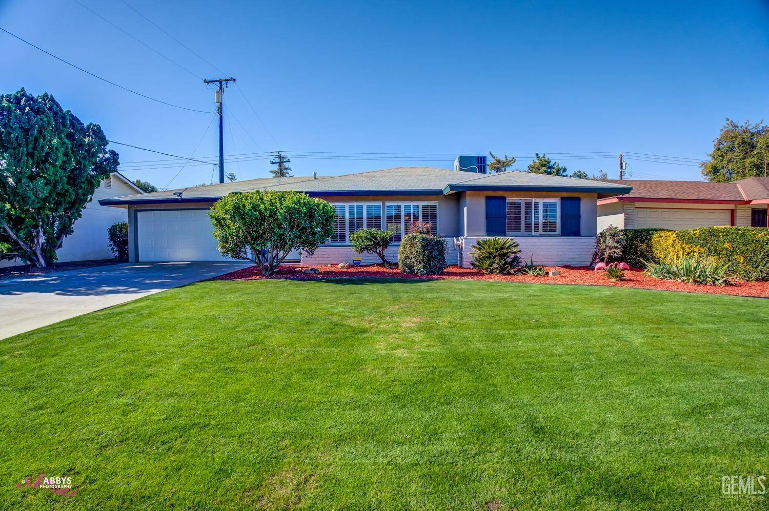 Bakersfield, CA 93309,317 River Oaks Drive