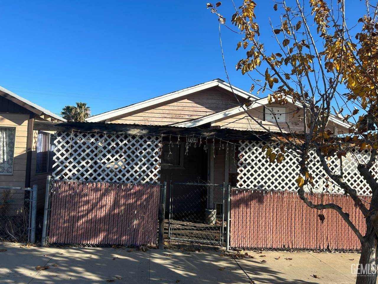 Taft, CA 93268,704 Lucard Street