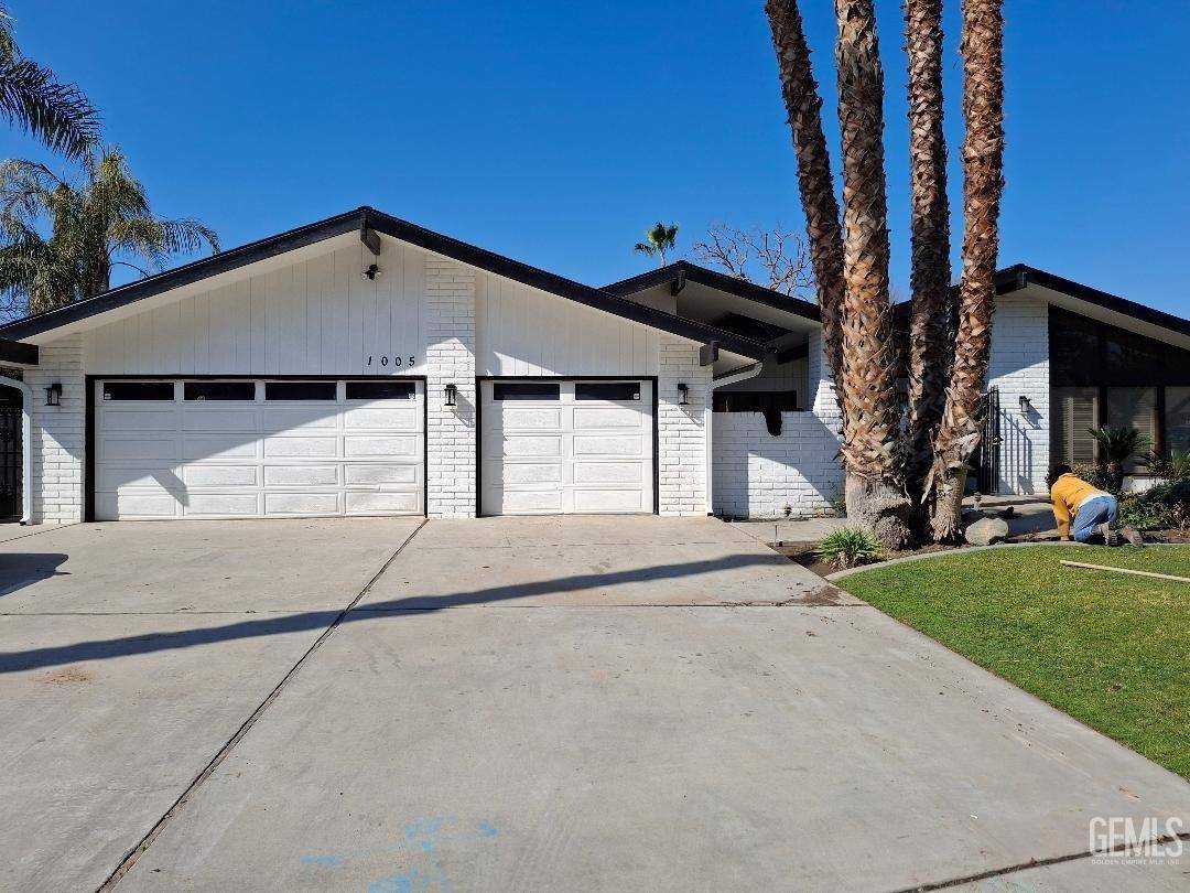 Bakersfield, CA 93309,1005 Camino Del Oeste