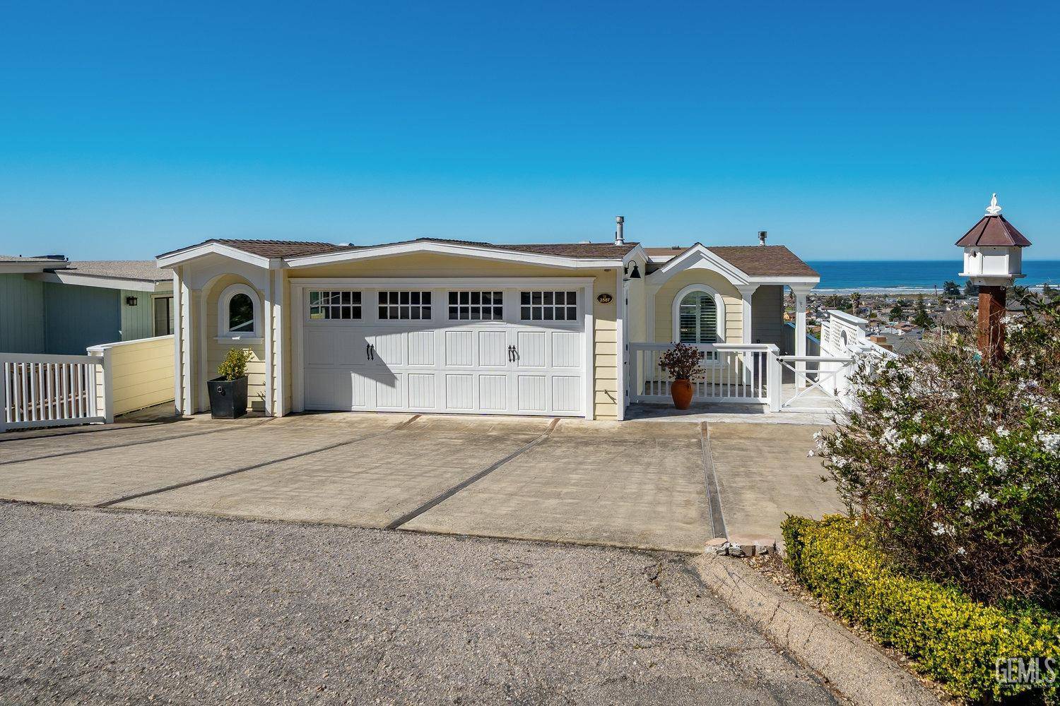 Morro Bay, CA 93442,2587 Laurel Avenue