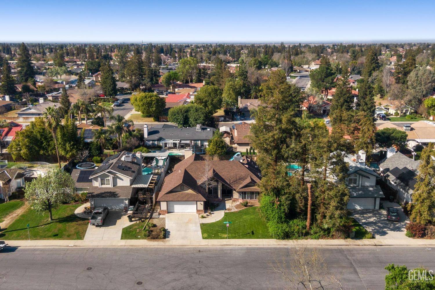 Bakersfield, CA 93311,2509 Mountain Oak Road