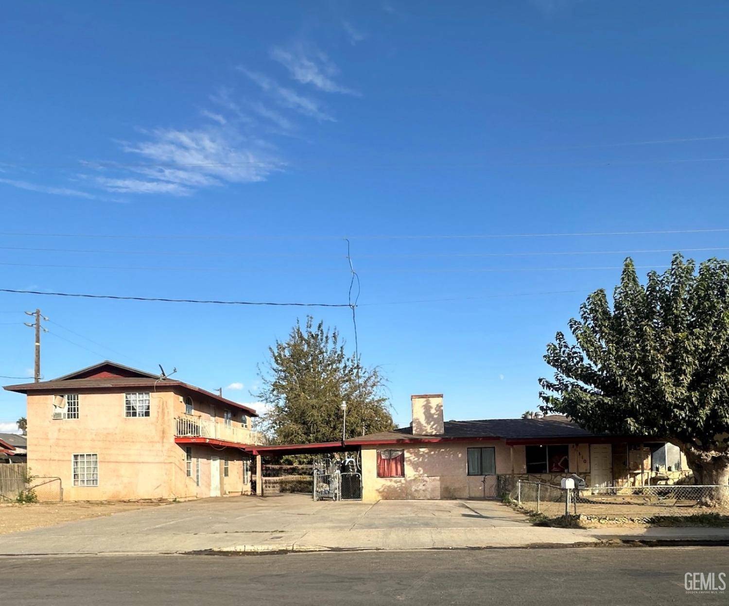 Lamont, CA 93241,10810 Williams