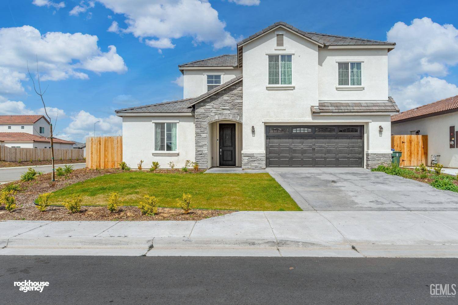 Bakersfield, CA 93314,8502 Jean Anne Street