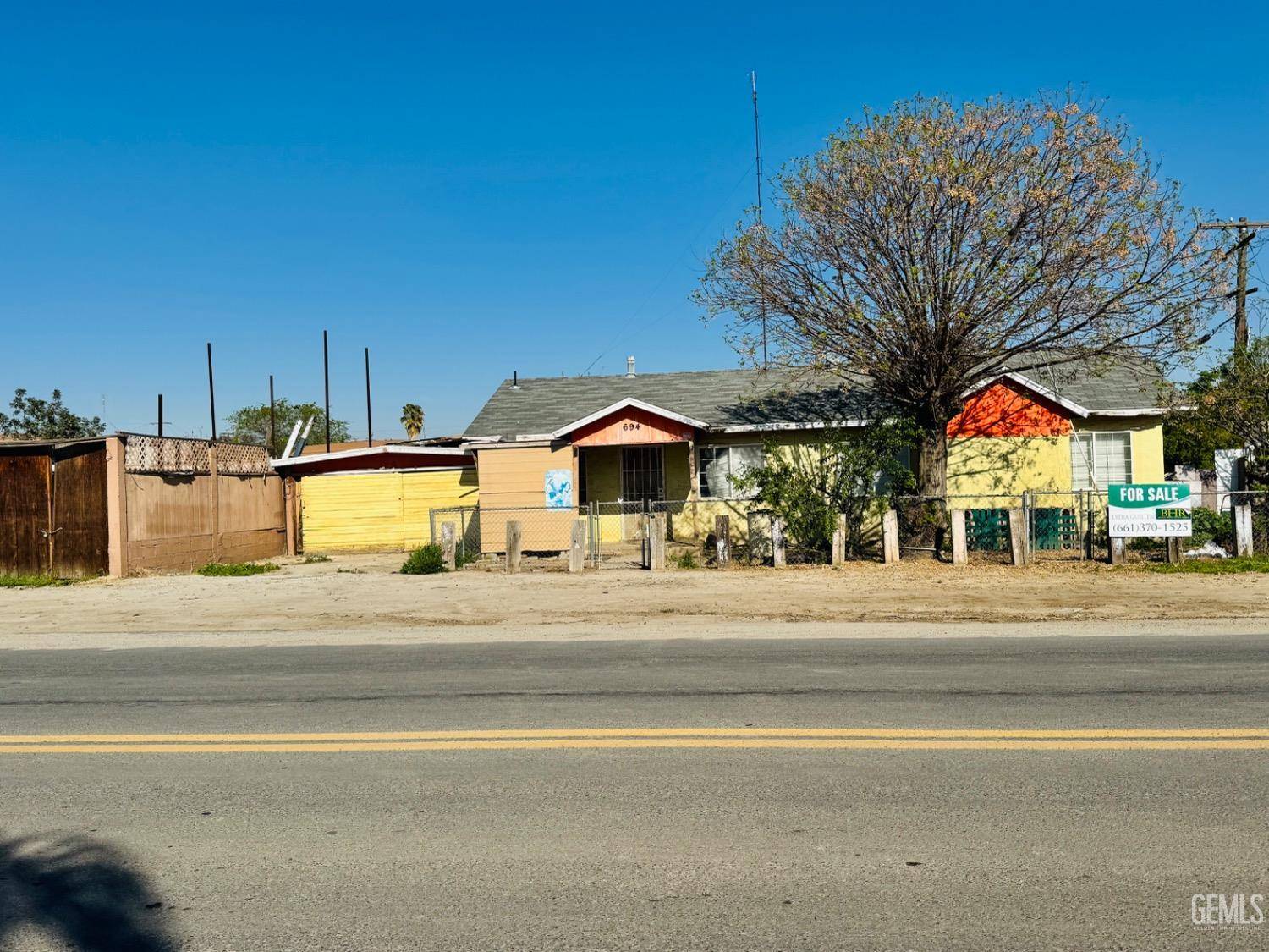 Earlimart, CA 93219,694 S State Street