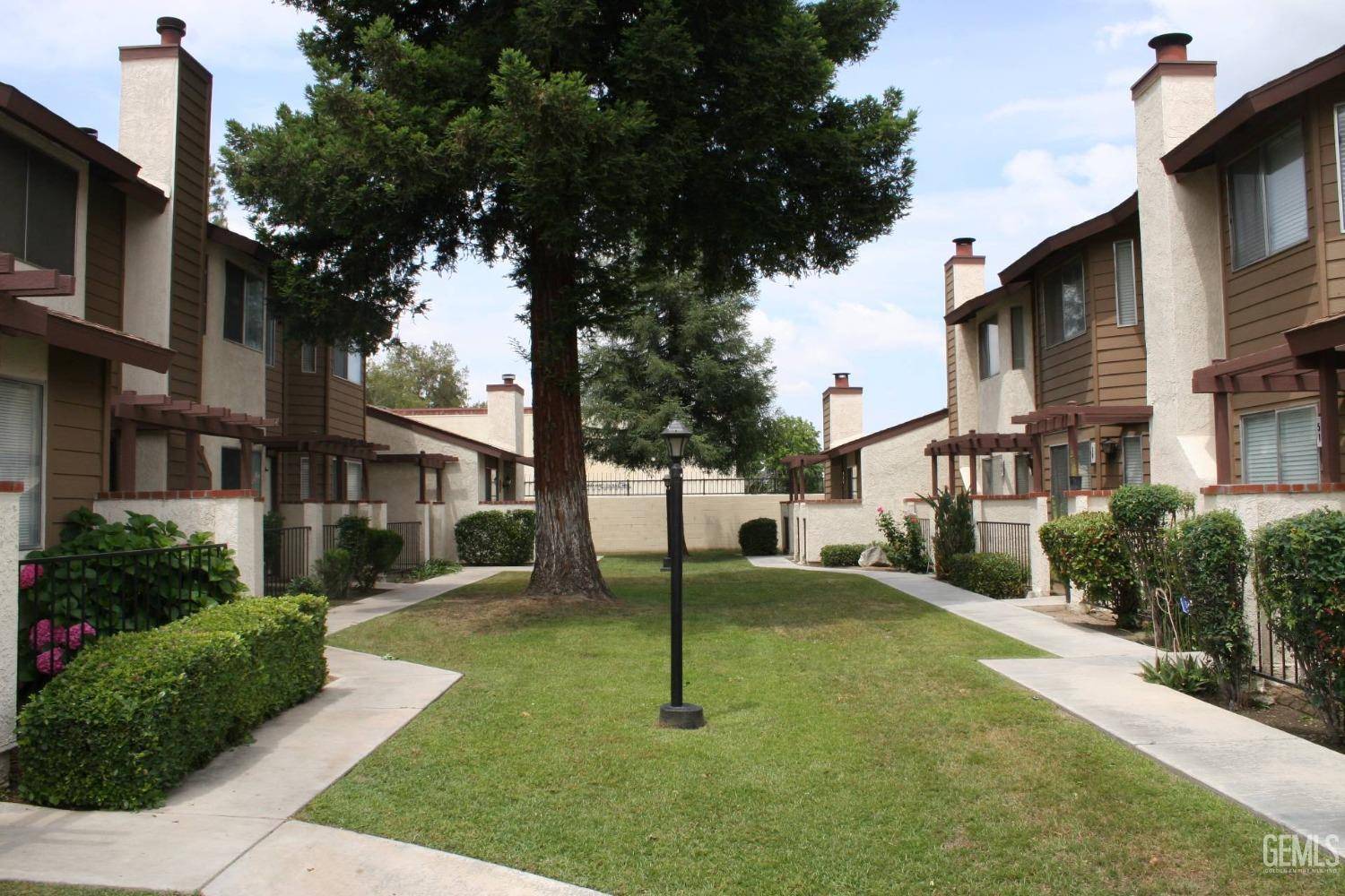 Bakersfield, CA 93309,4600 Beechwood Street #48