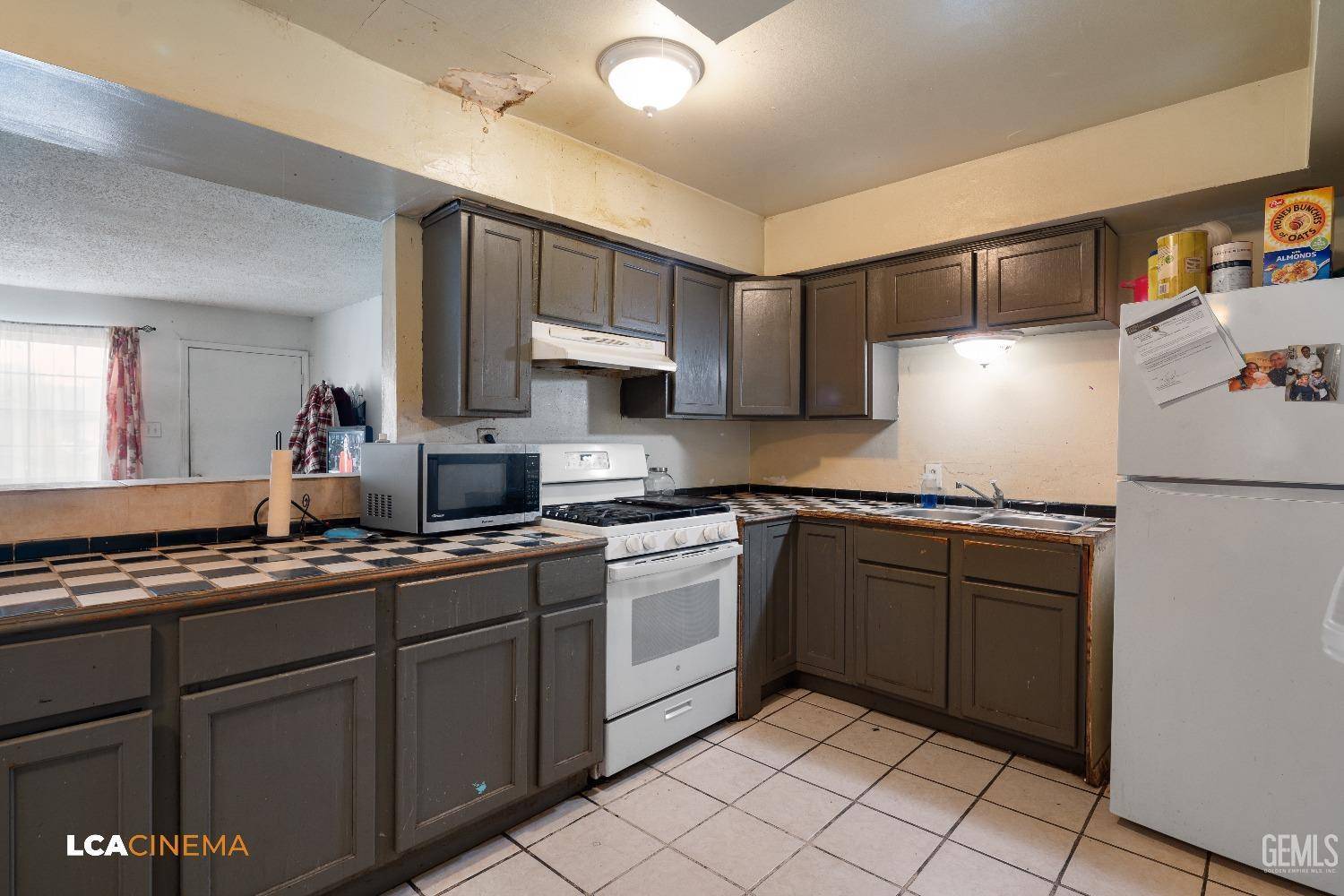 Lamont, CA 93241,7901 Jay Street
