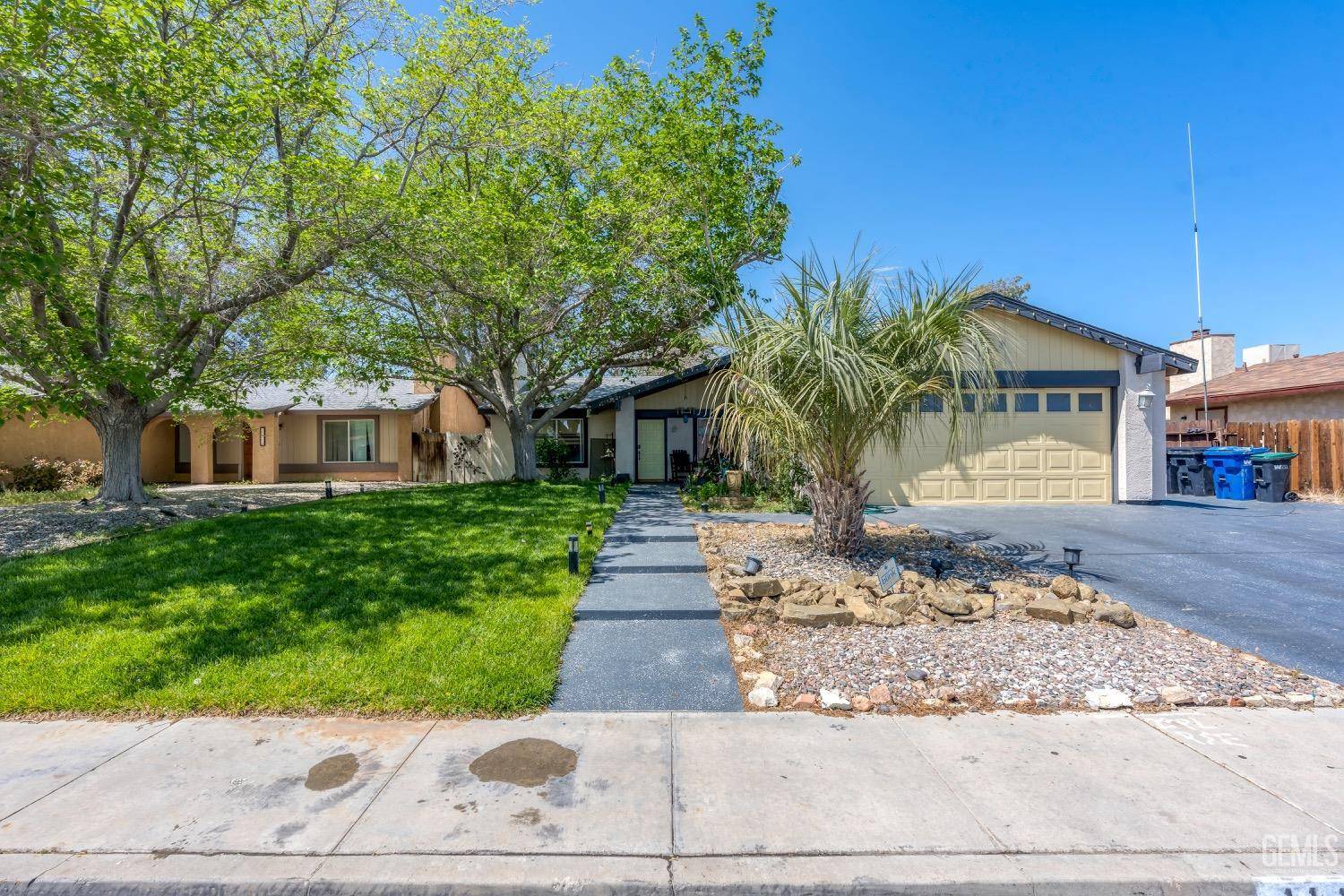 Ridgecrest, CA 93555,1119 N Las Posas Court