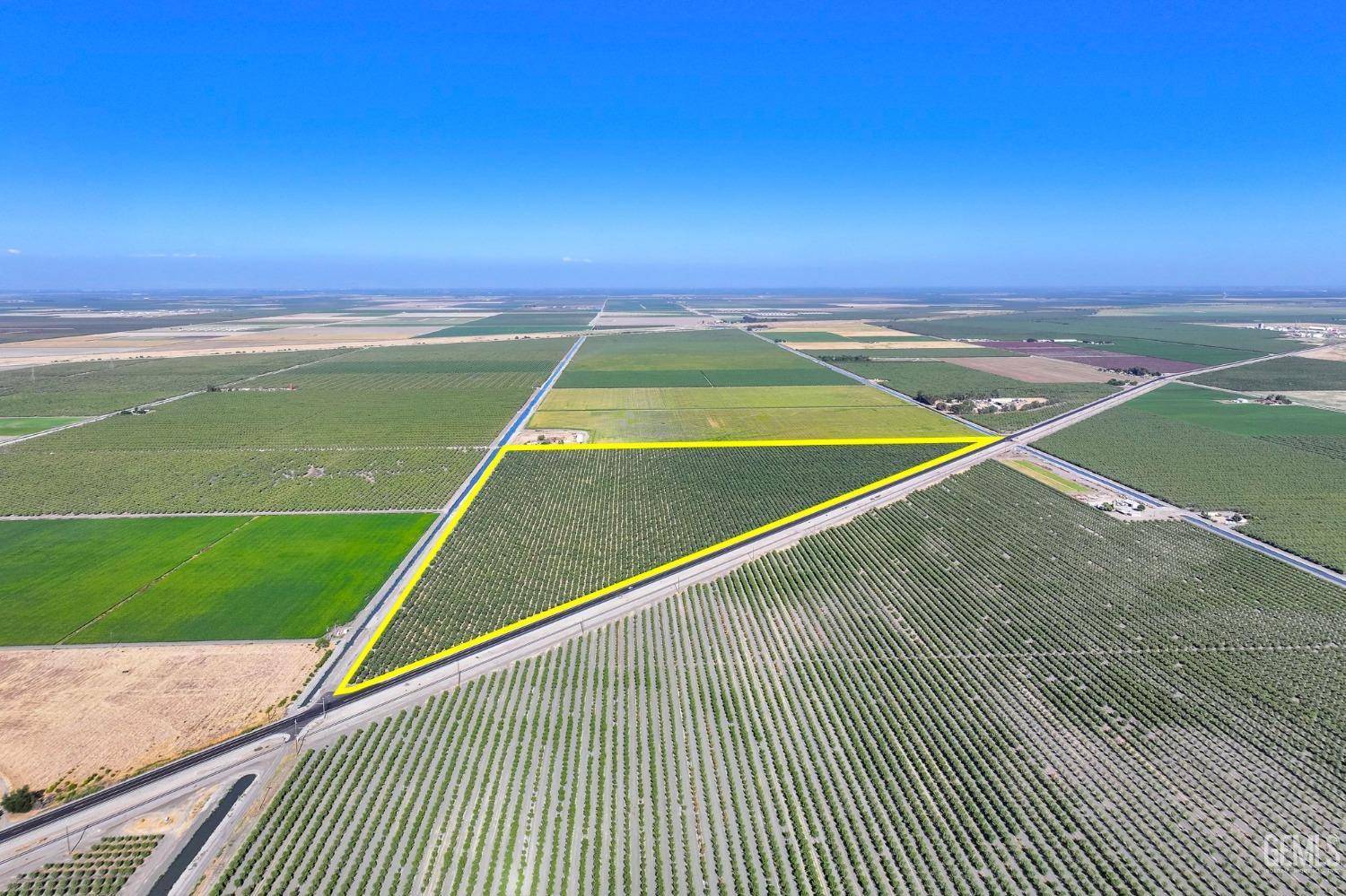San Joaquin, CA 93660,0 W Huntsman Avenue