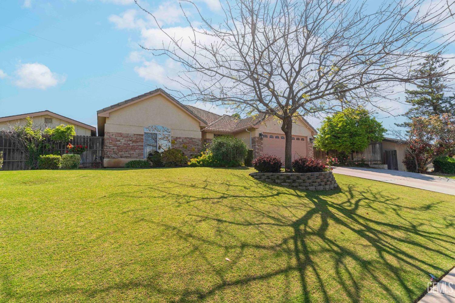 Bakersfield, CA 93306,3101 La Costa Street