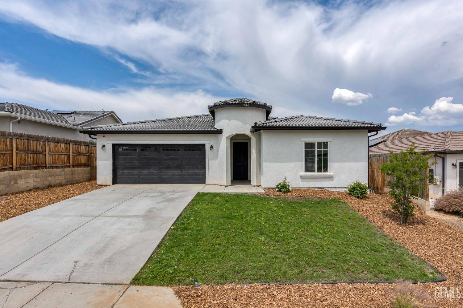 Bakersfield, CA 93306,9206 Hercules Street