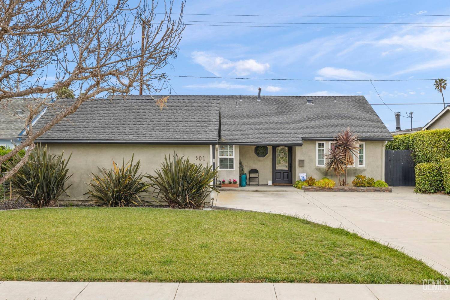 Ventura, CA 93003,501 Redwood Avenue