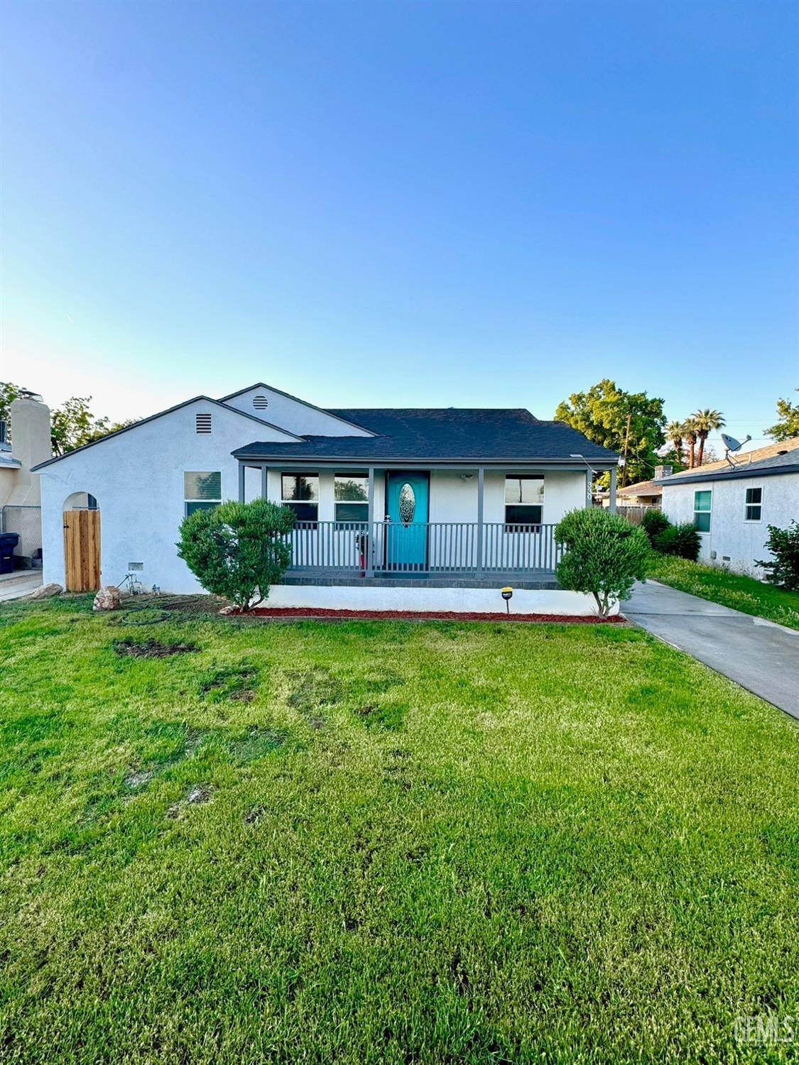 Bakersfield, CA 93305,330 Poplar Avenue