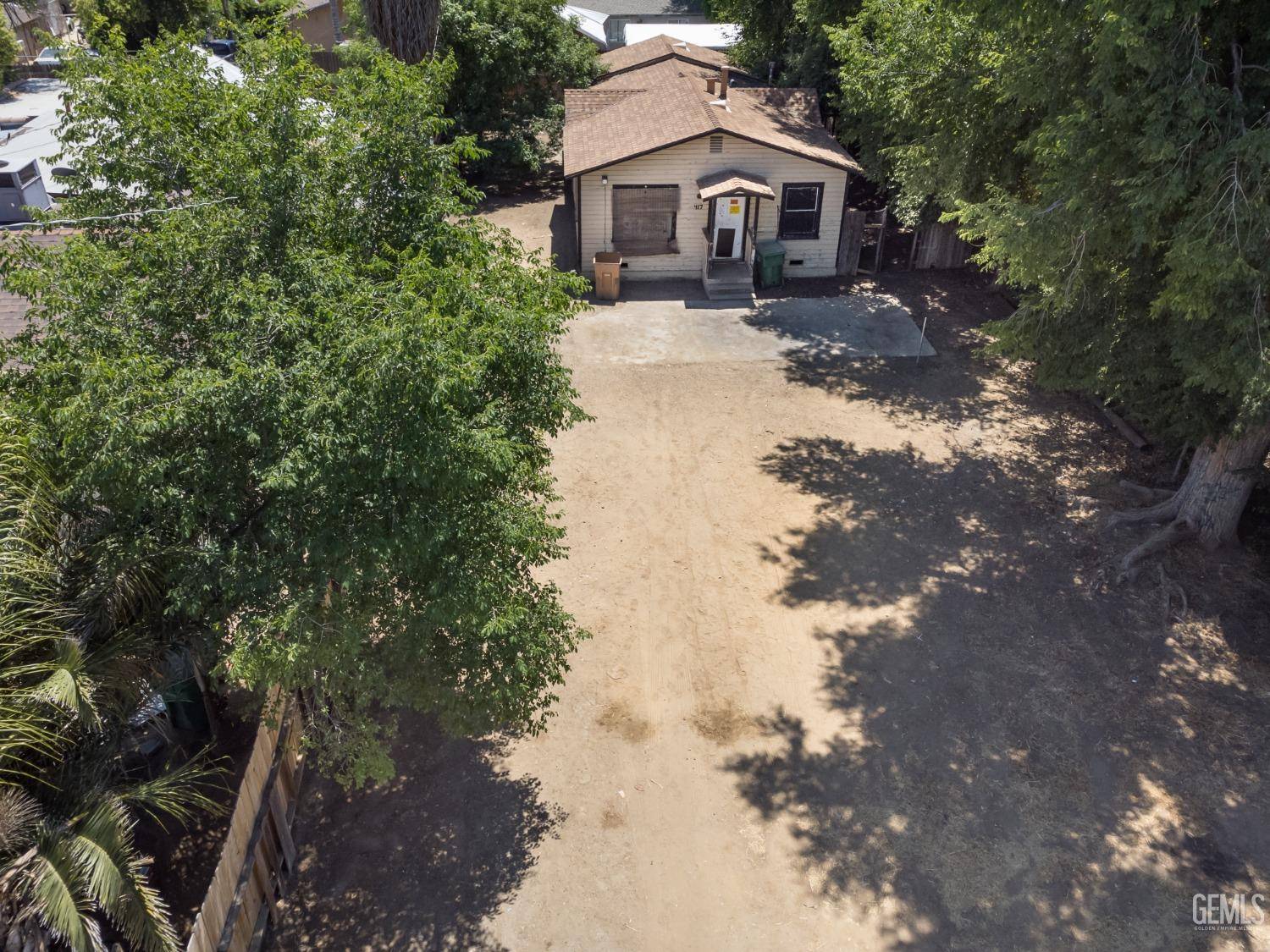 Bakersfield, CA 93305,417 Goodman Street