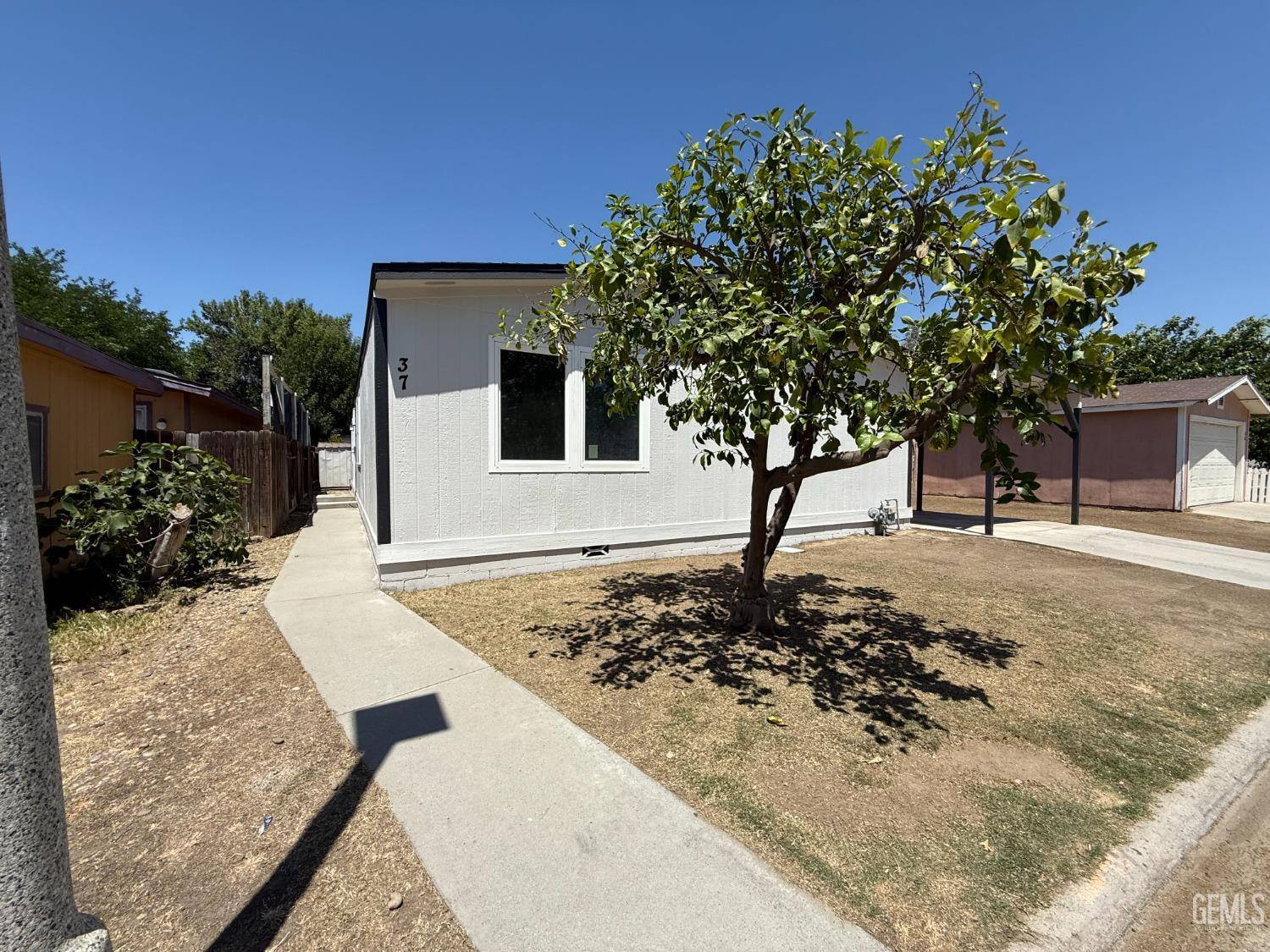 Bakersfield, CA 93307,601 Pacheco Road #37