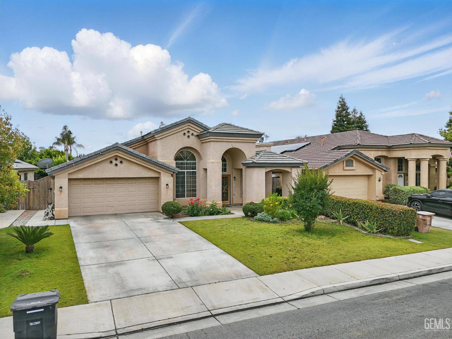 Bakersfield, CA 93311,10113 Saint Albans Avenue