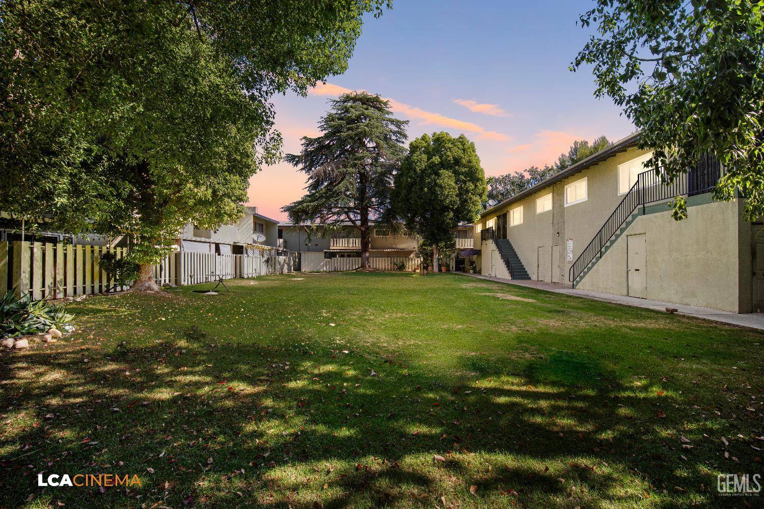 Bakersfield, CA 93304,1102 Oleander Avenue