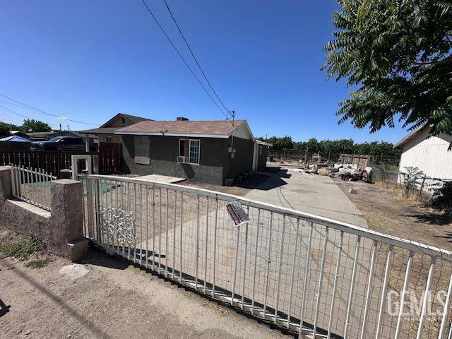 Shafter, CA 93263,780 Mayer Lane