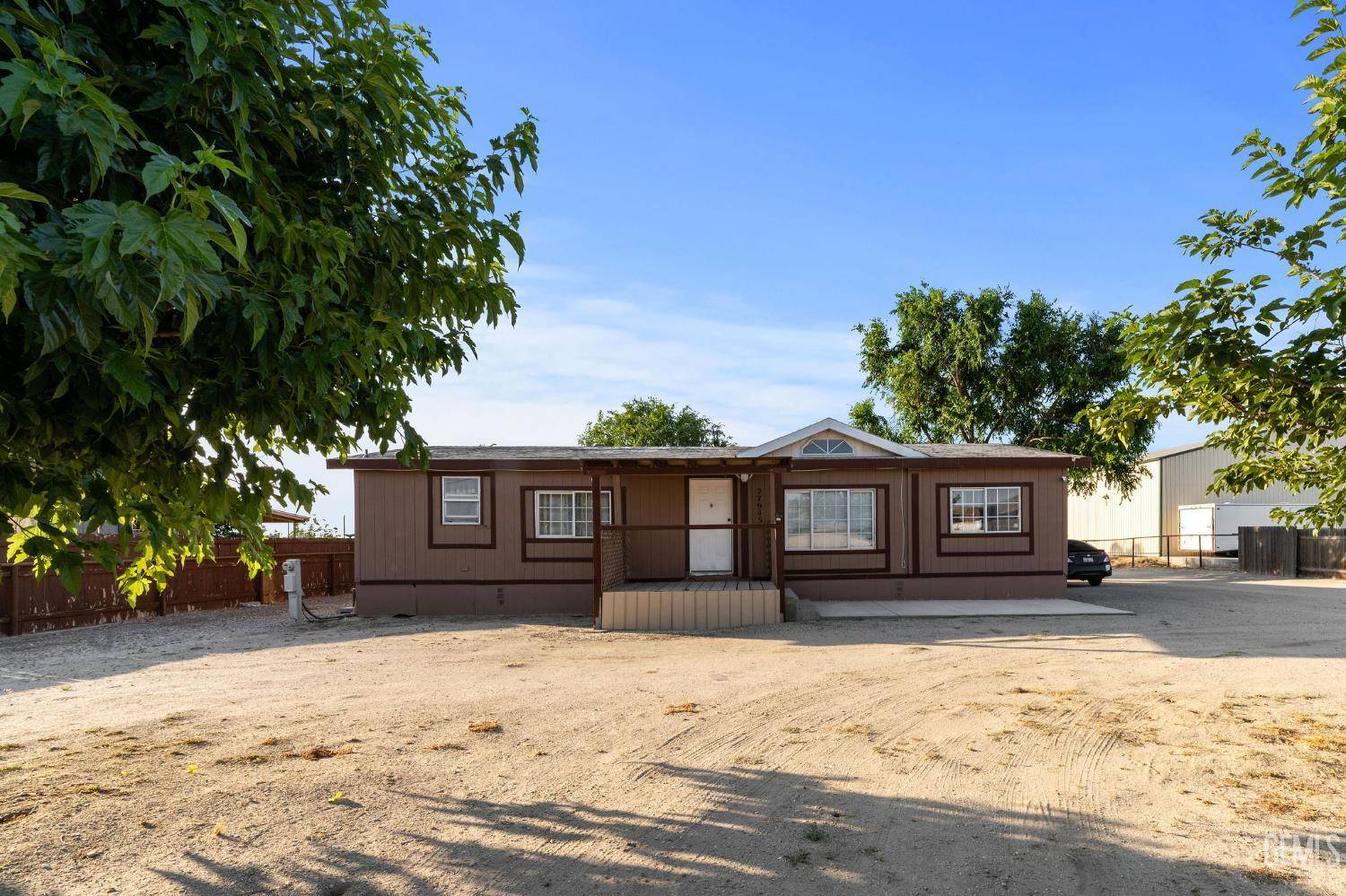 Taft, CA 93268,27947 HWY 119