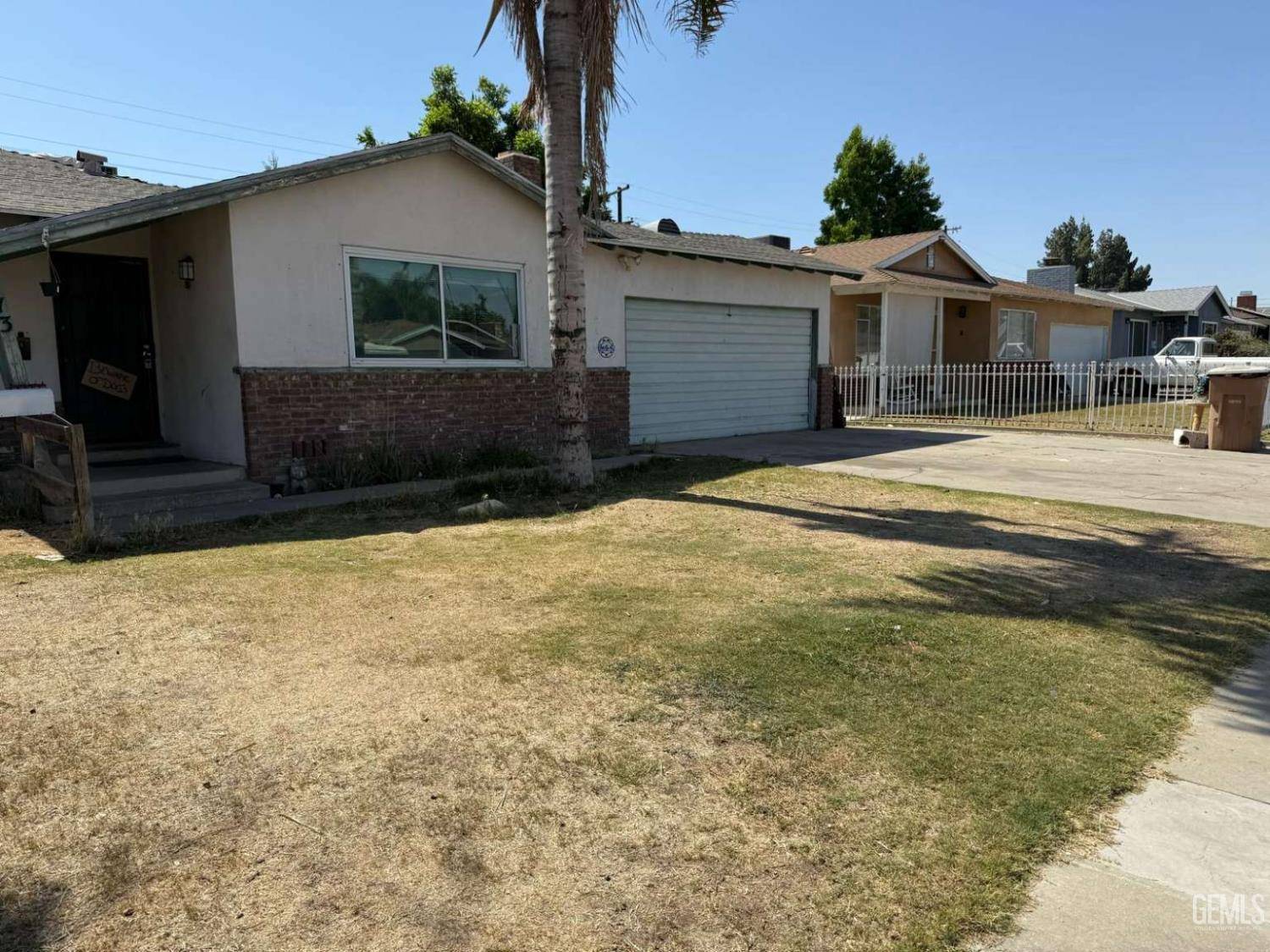Bakersfield, CA 93308,113 Easy Street