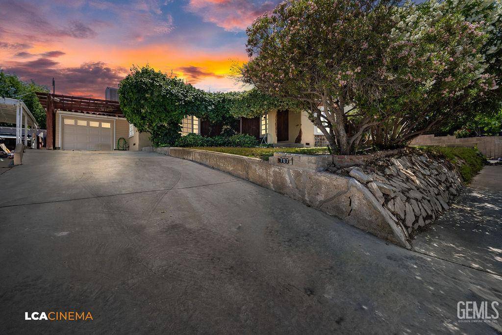 Taft, CA 93268,707 D Street