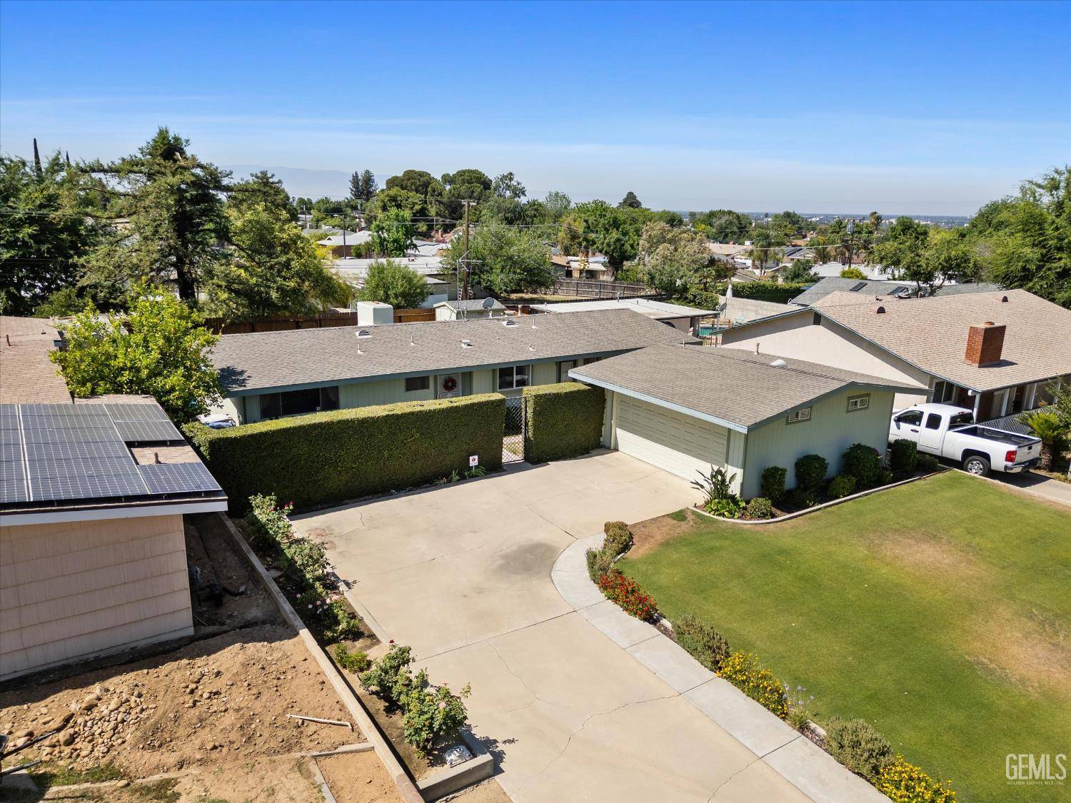 Bakersfield, CA 93305,2201 Duke Drive