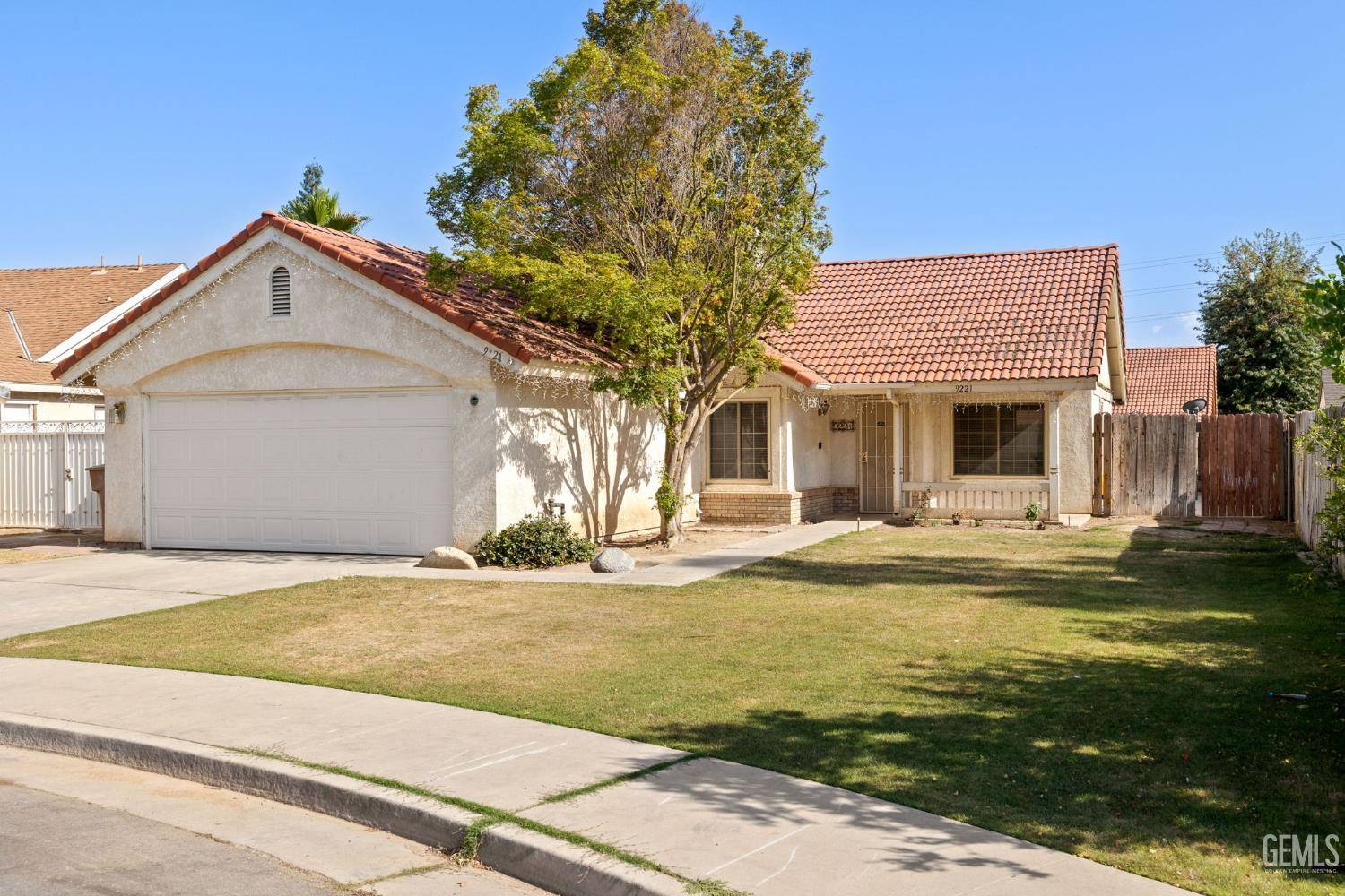 Bakersfield, CA 93311,9221 Lanneau Court