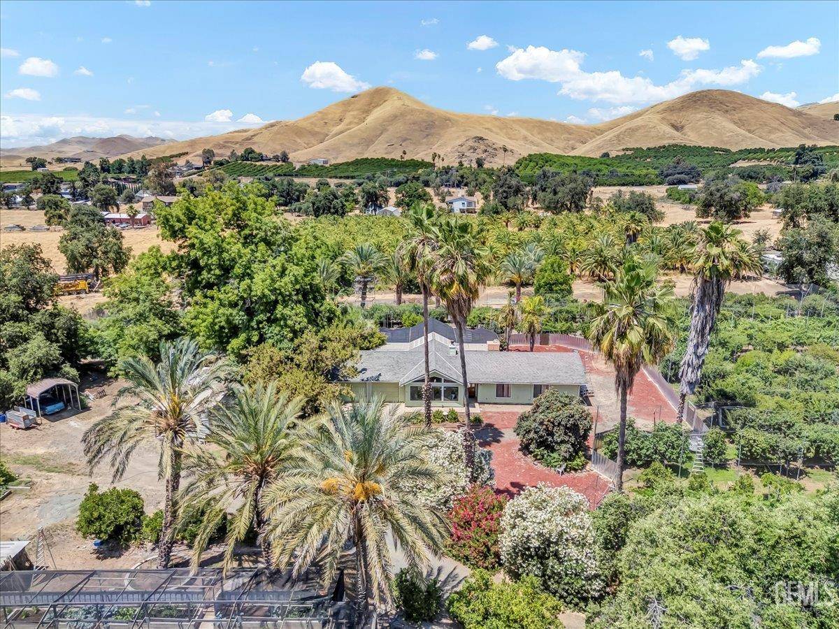 Porterville, CA 93257,31497 Success Valley Drive
