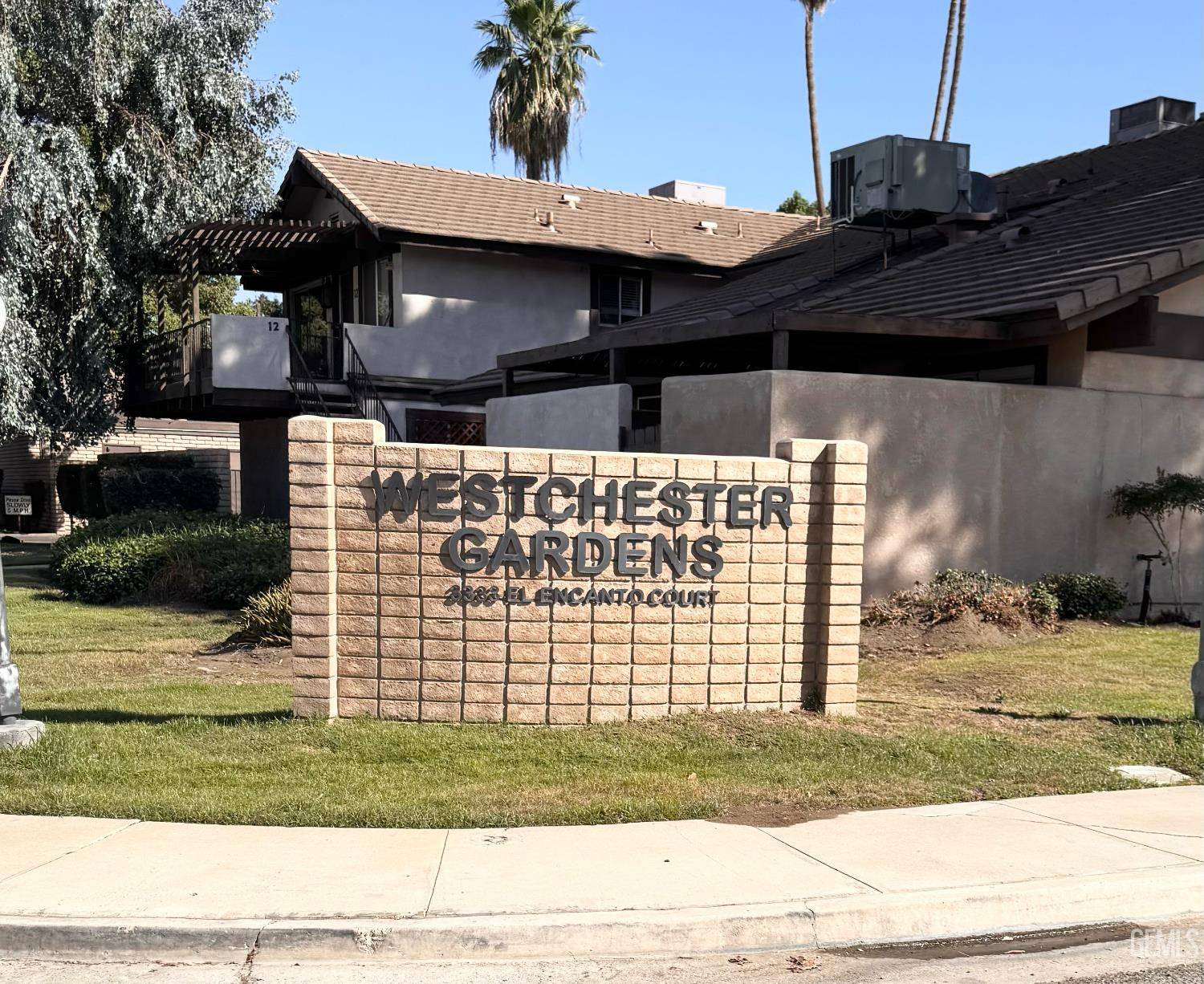 Bakersfield, CA 93301,3333 El Encanto Court #41