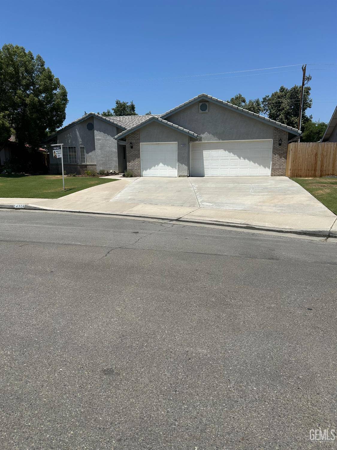 Bakersfield, CA 93314,14308 San Jose Avenue