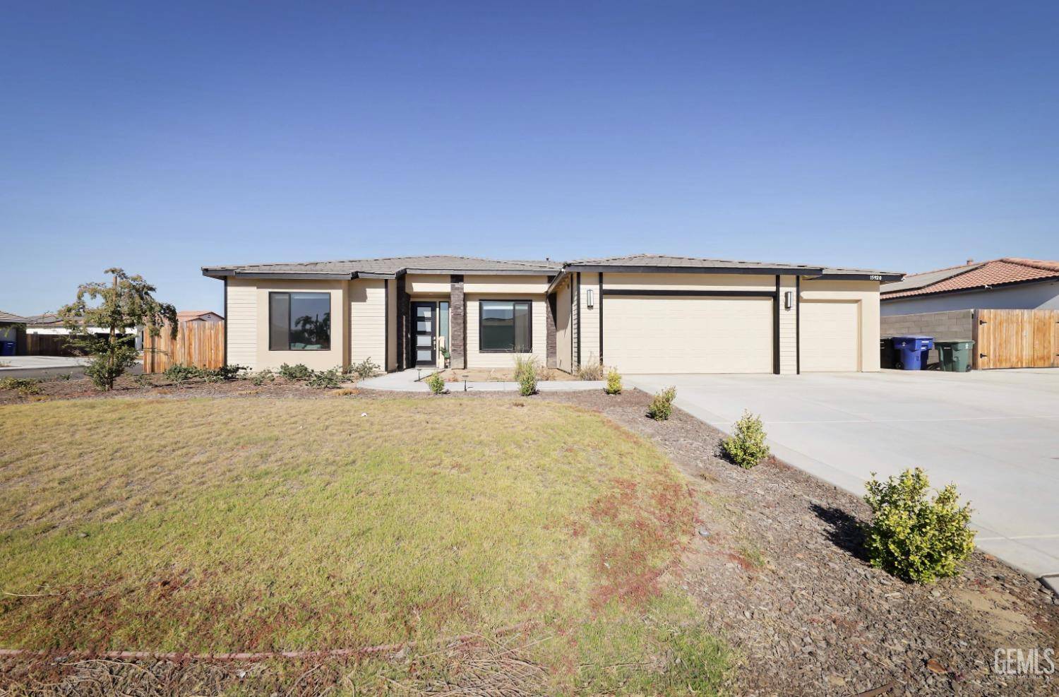 Bakersfield, CA 93314,15920 Waterford Street