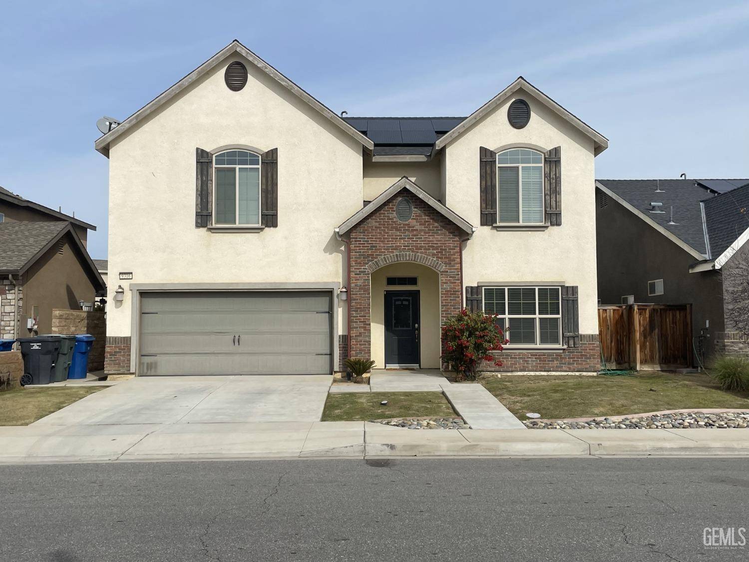 Shafter, CA 93263,9316 Red Pine Drive