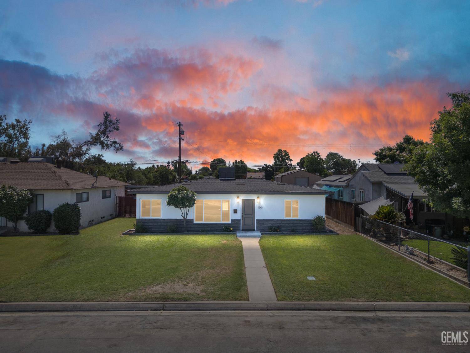 Bakersfield, CA 93304,1501 Edna Street