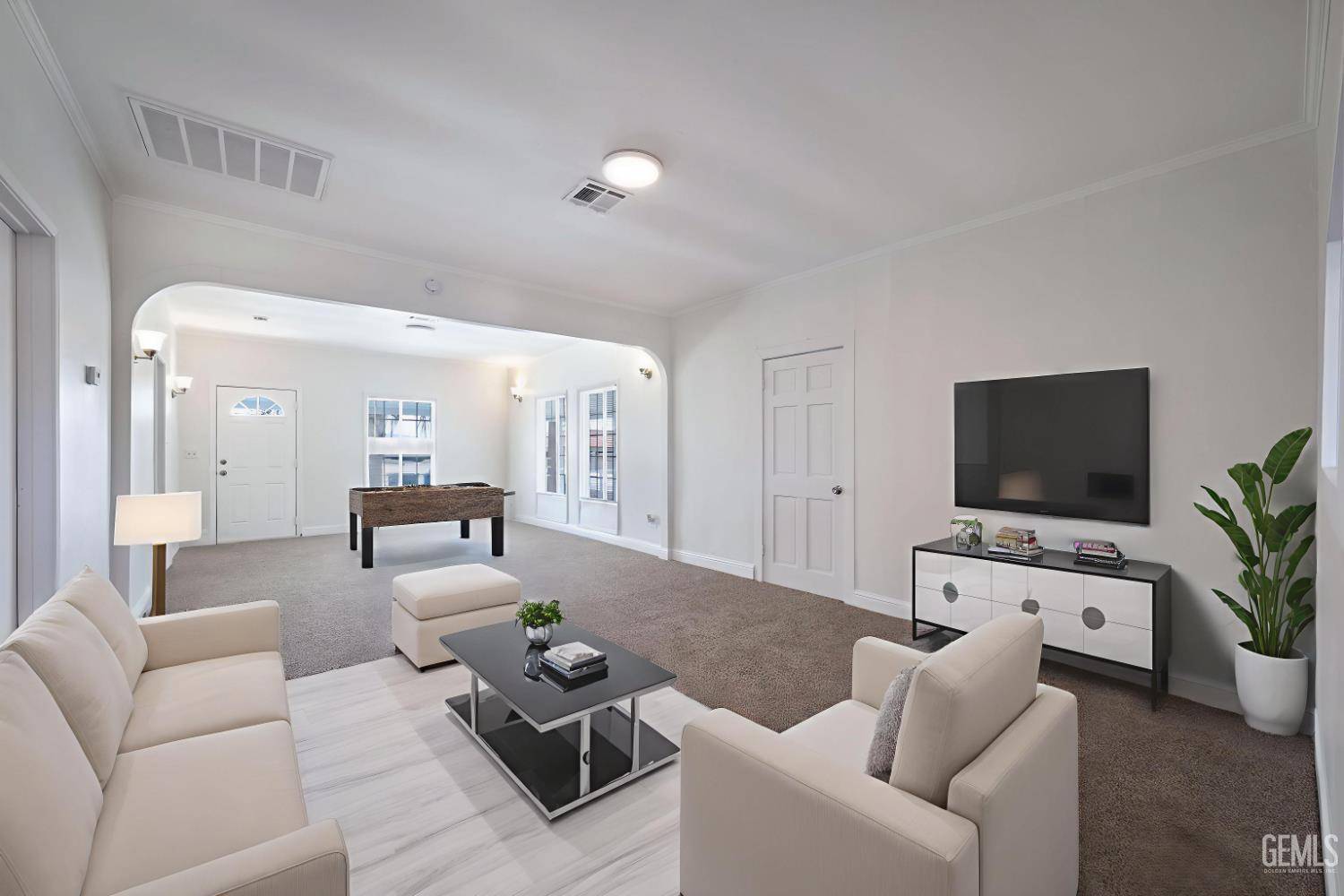 Taft, CA 93268,306 N Lincoln Street