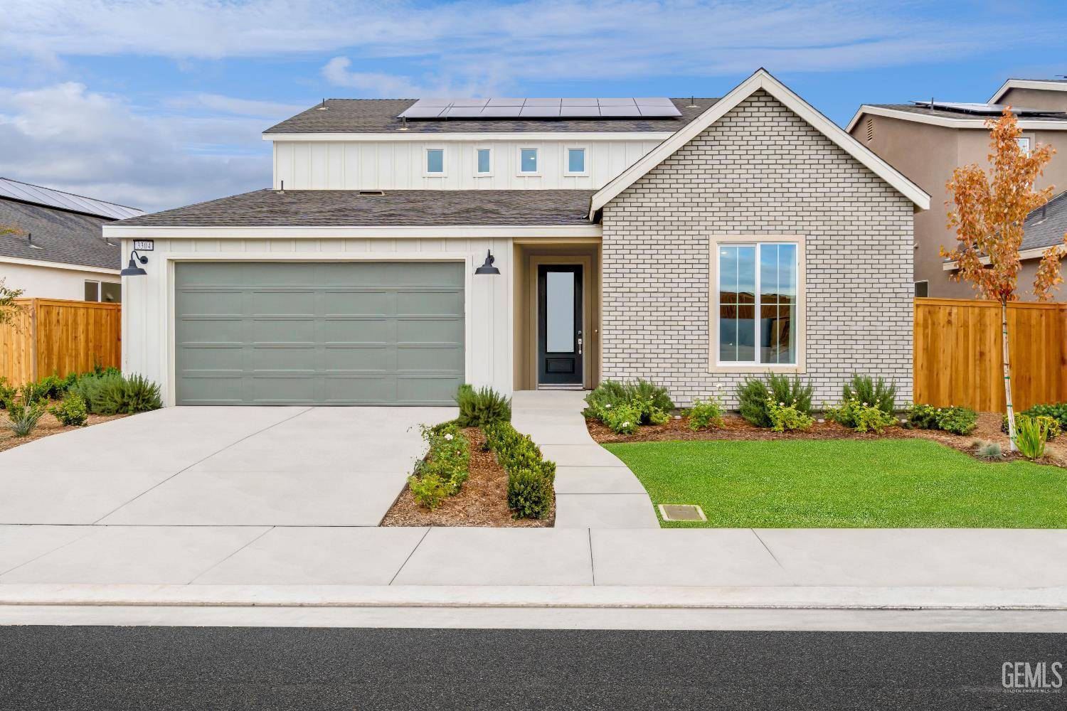 Shafter, CA 93263,3304 Laurel Hill Lane