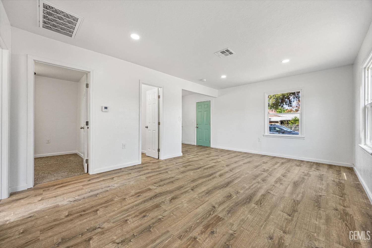 Bakersfield, CA 93308,1100 Woodrow Avenue