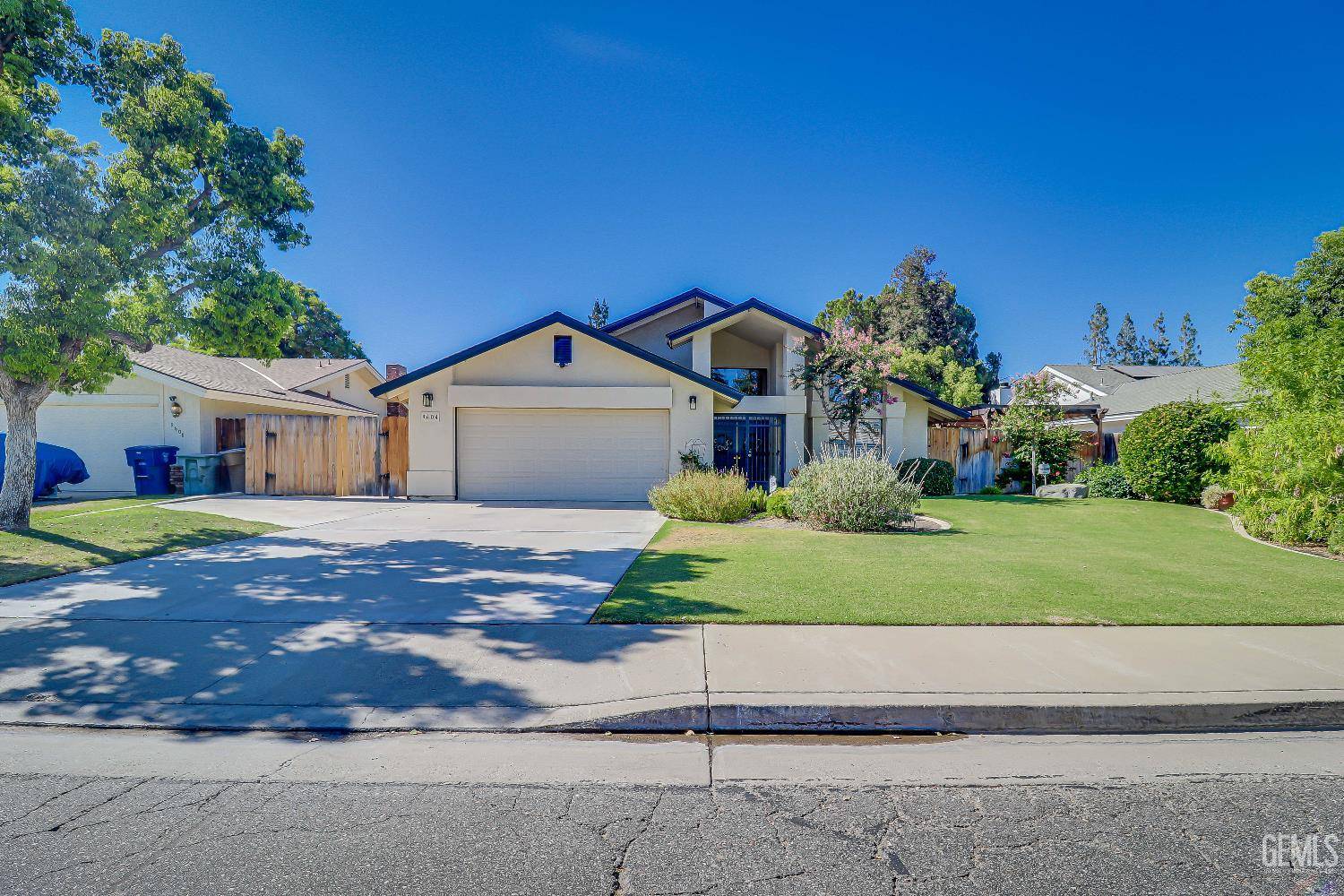 Bakersfield, CA 93311,9604 Lea Oak Road