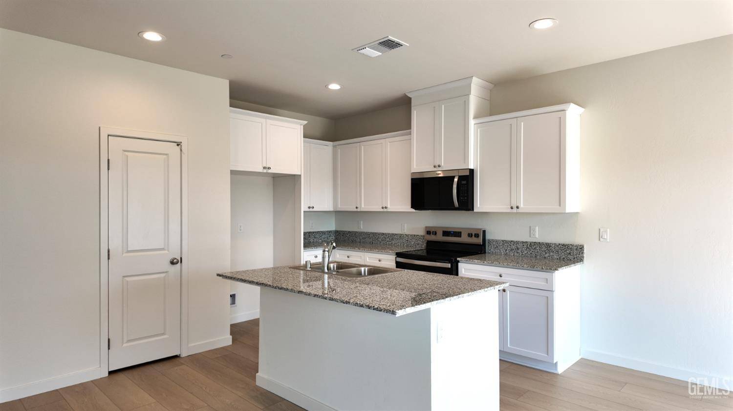 Bakersfield, CA 93307,1511 Gaines Court