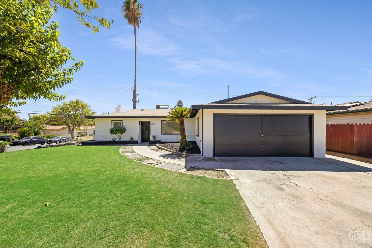 Bakersfield, CA 93306,3609 Cardinal Avenue