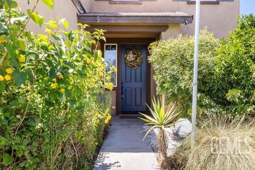 Bakersfield, CA 93313,6615 Virden Drive