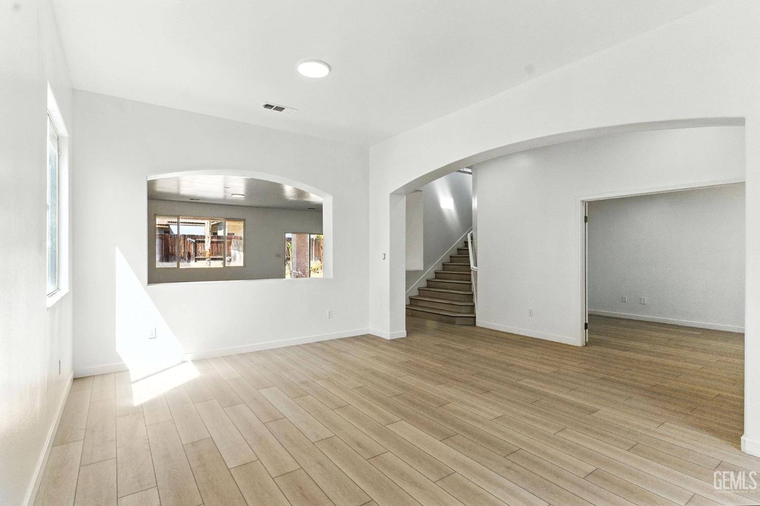 Bakersfield, CA 93314,14616 Tralee Drive