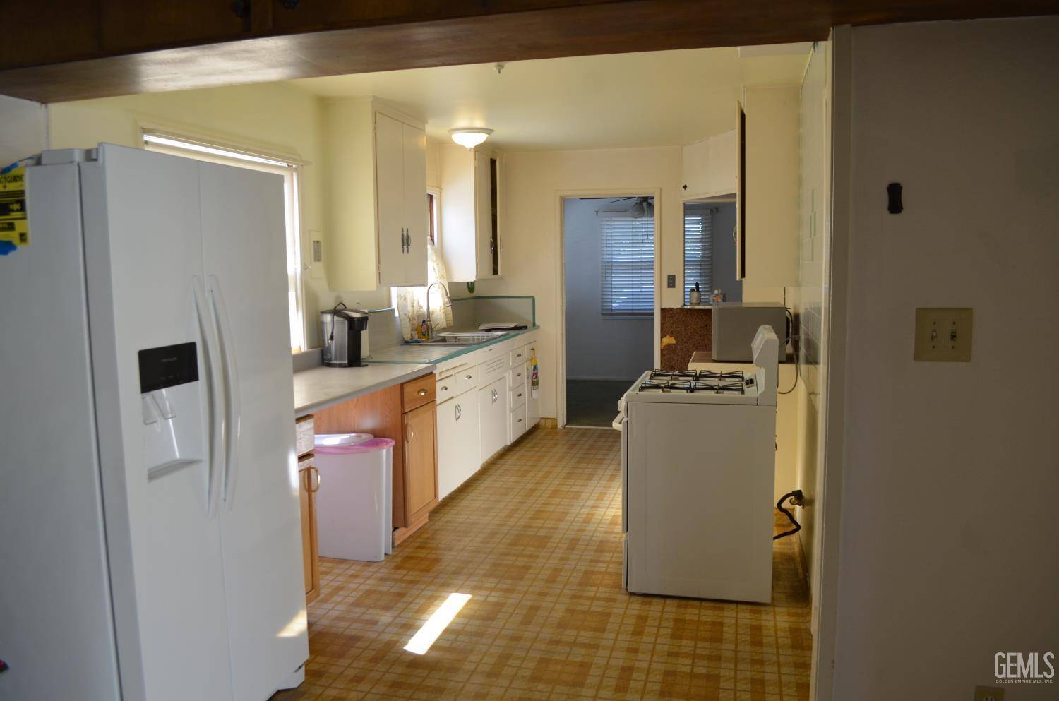 Bakersfield, CA 93309,236 Oakdale Drive