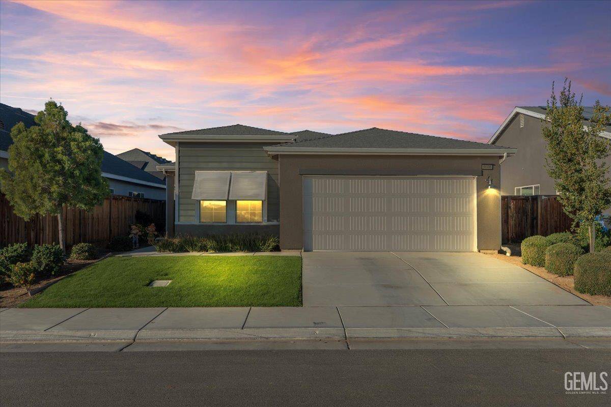 Shafter, CA 93263,9606 Cotton Creek Drive