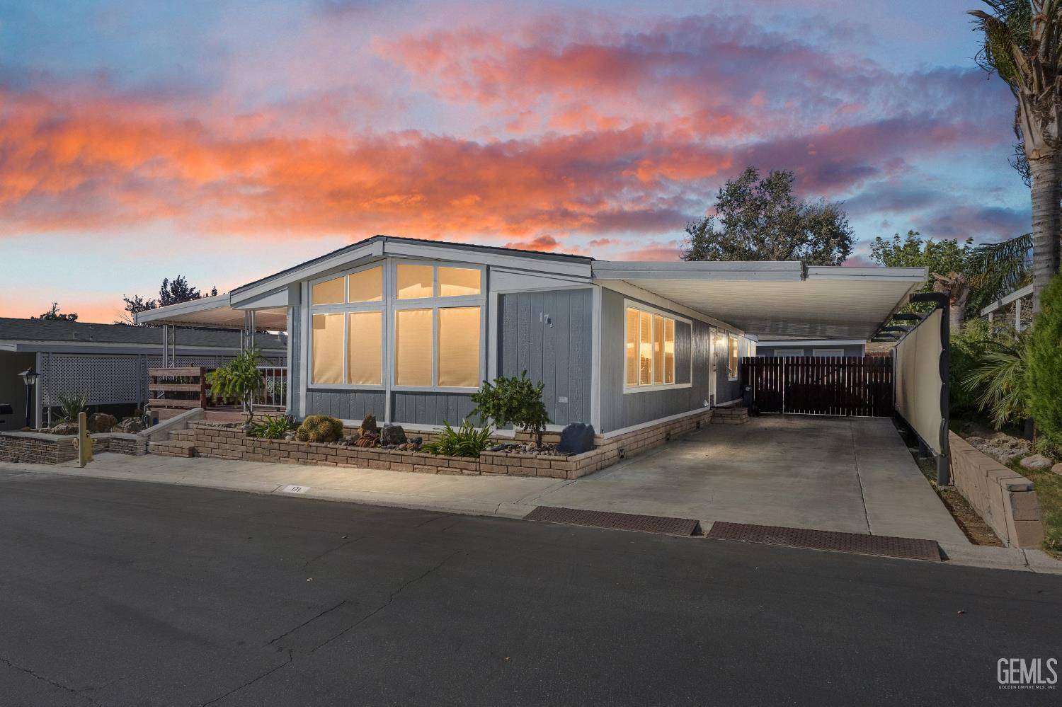 Bakersfield, CA 93306,8536 Kern Canyon Road #171