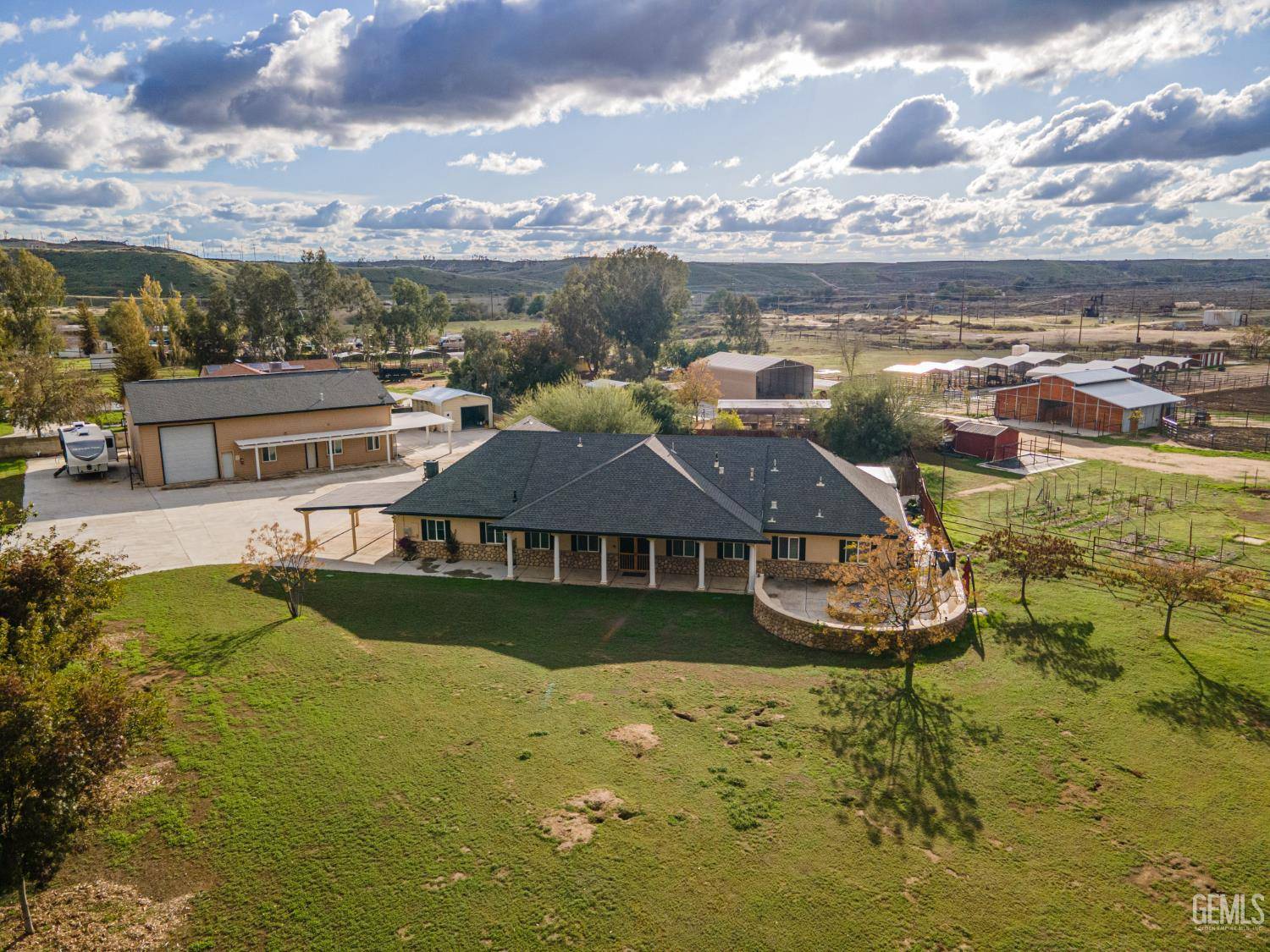 Bakersfield, CA 93308,102 Anna Lane